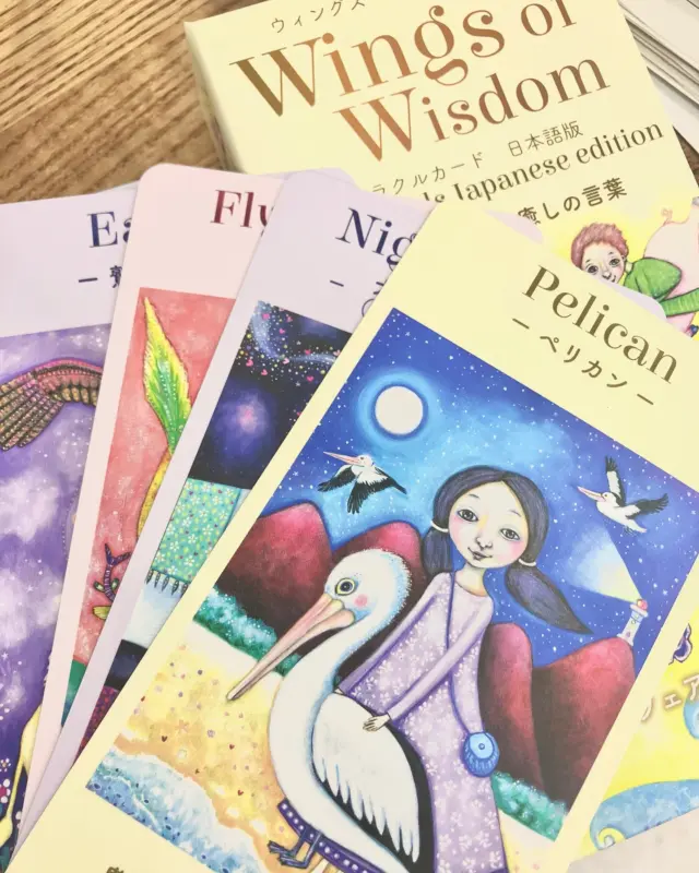 「💭どんな紙が、どんな加工が、どんなサイズが自分のカードにいちばん合うんだろう？」

 画面越しではわからない、 “手ざわり”や“厚み”、“色の出方”。
そんな印刷のニュアンスを 実際に「感じて」から選べる。

 昇文堂では、無料でサンプルをお届けしています。

"この紙が、この加工が、このサイズがわたしの世界を支えてくれる" そんな出会いが、あるかもしれません。

📮 無料サンプル請求はプロフィールのリンクから！！！

株式会社昇文堂
〒101-0025東京都千代田区神田佐久間町4-6

#オラクルカード制作 
#スピリチュアル好きさんと繋がりたい 
#オラクルカード
#タロット
#リーディング 
#占い
#スピリチュアル
#tarot
#oraclecards